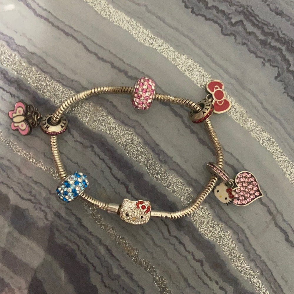 COPY - Hello kitty Pandora bracelet